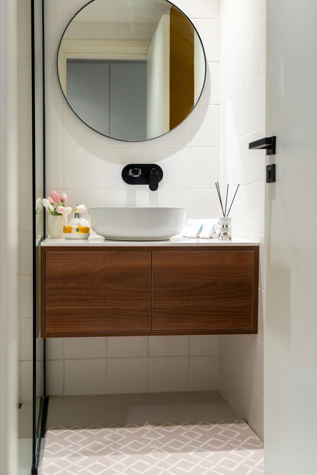 Minimalist living room